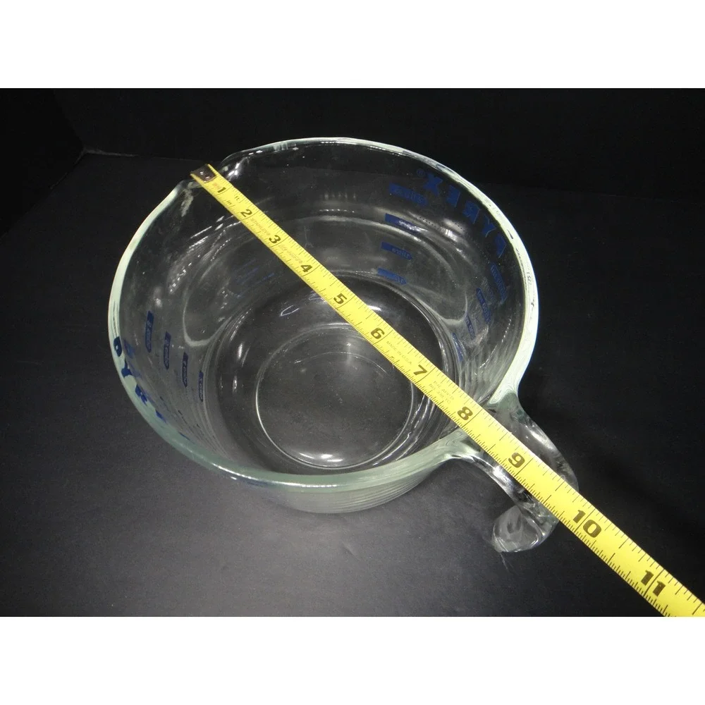Pyrex vintage glass